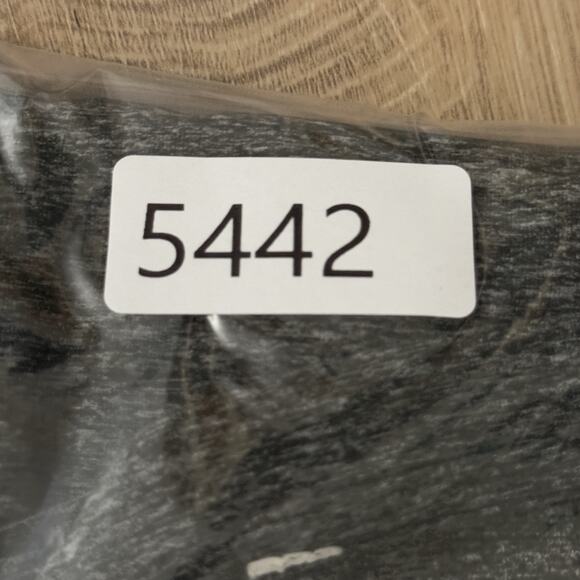 Lululemon Shirt Mens Medium Surge Green Gator Henley Rulu Workout Athleisure Gym - Picture 7 of 8